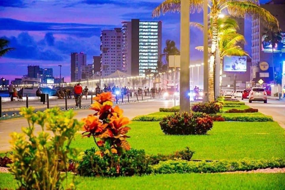 Casa Brisa Y Departamentos! A 3 Min La Playa&Malecon Villa Mazatlan Exterior photo