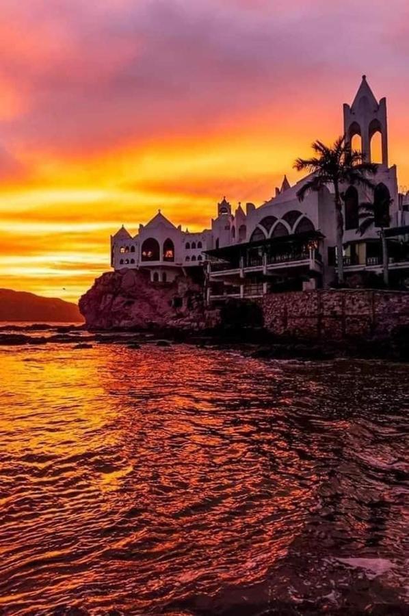 Casa Brisa Y Departamentos! A 3 Min La Playa&Malecon Villa Mazatlan Exterior photo