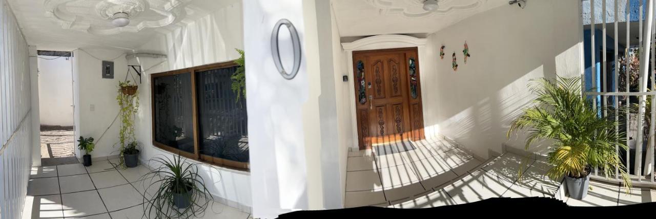 Casa Brisa Y Departamentos! A 3 Min La Playa&Malecon Villa Mazatlan Exterior photo